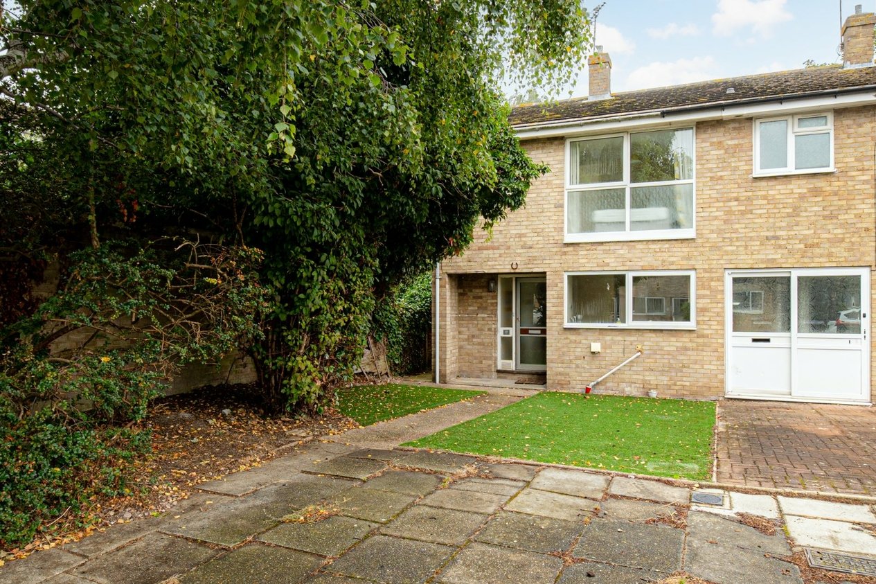 Properties To Let in St Michaels Place Canterbury