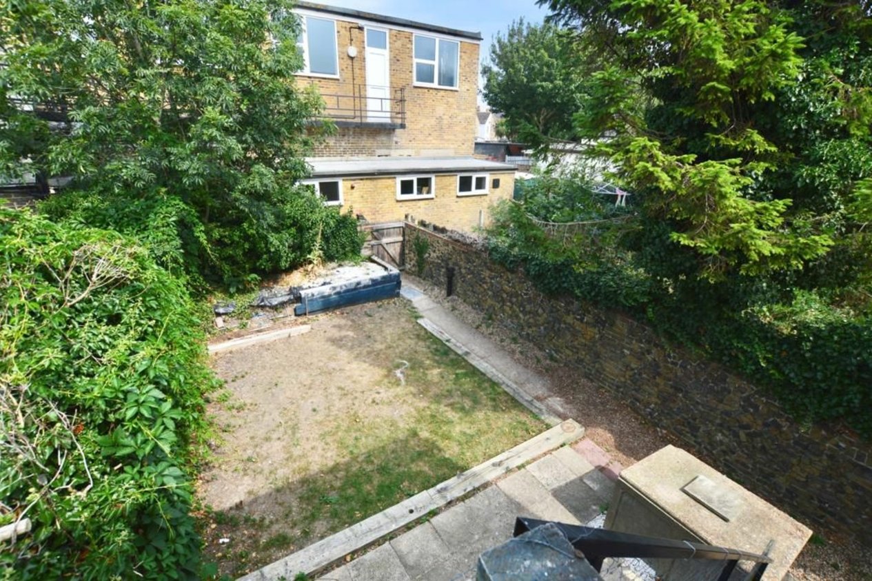 Properties To Let in Station Road 