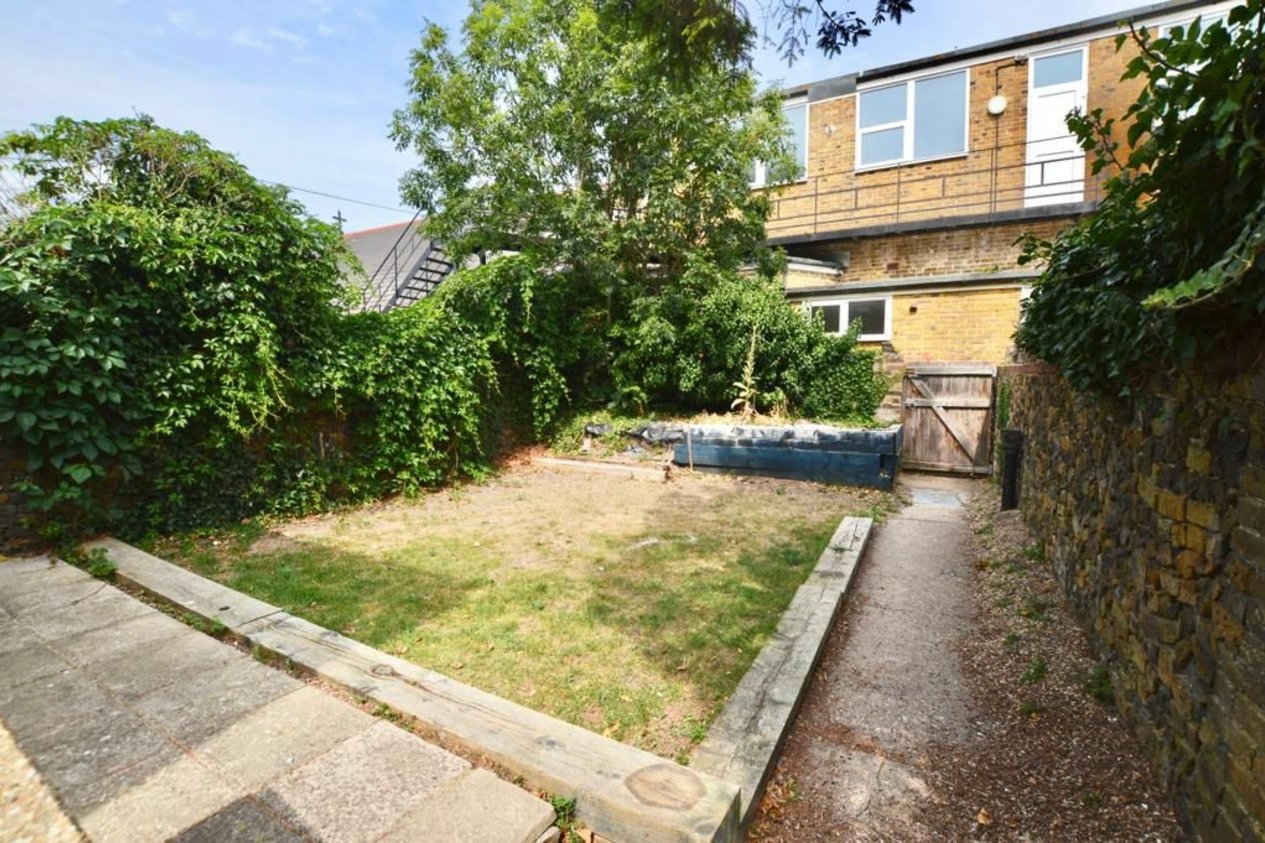 Properties To Let in Station Road 