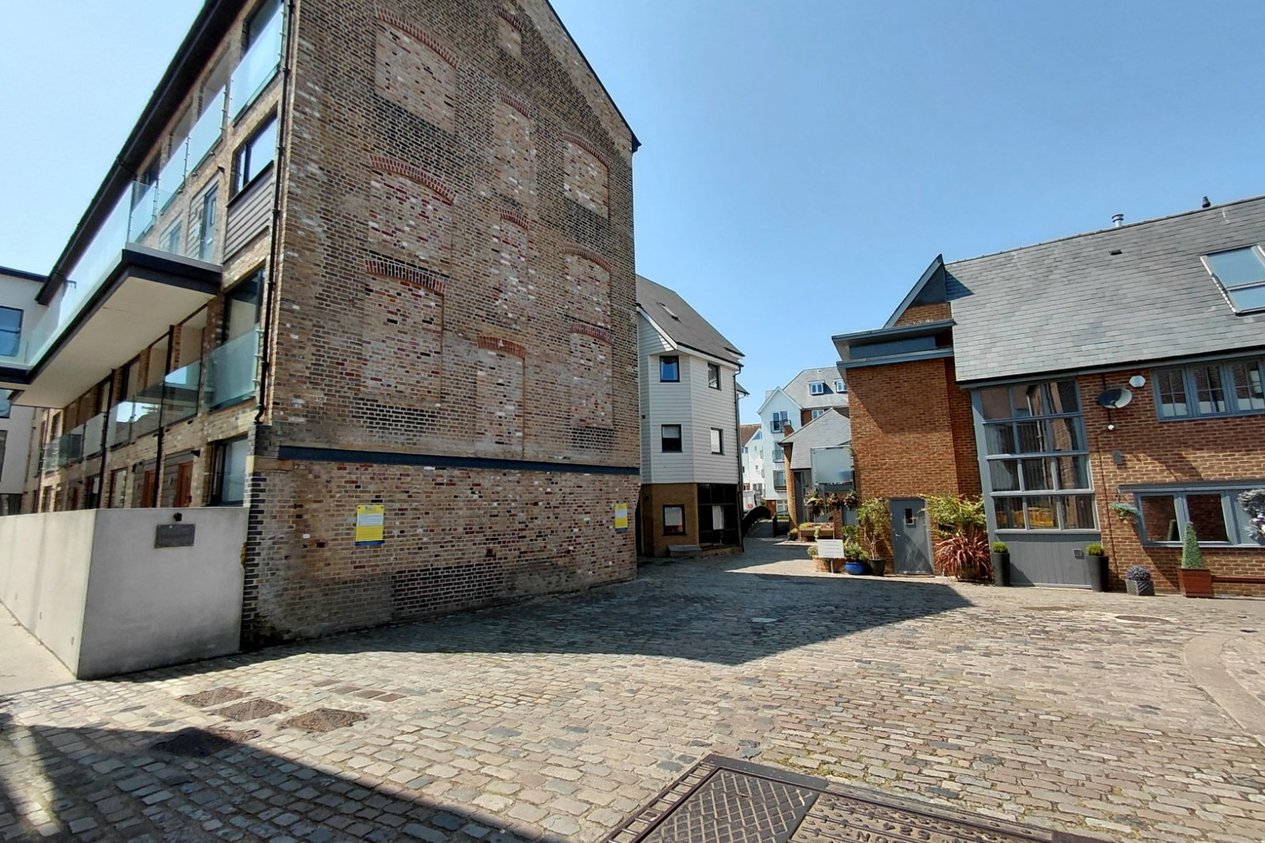 Properties Let Agreed in Stour Street Canterbury