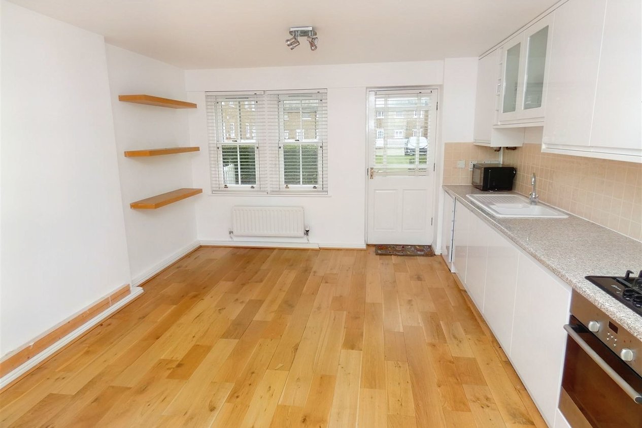 Properties To Let in Swallow Court  Herne Common