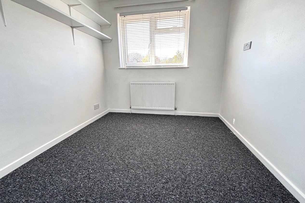 Properties Let in Tenterden Drive Canterbury