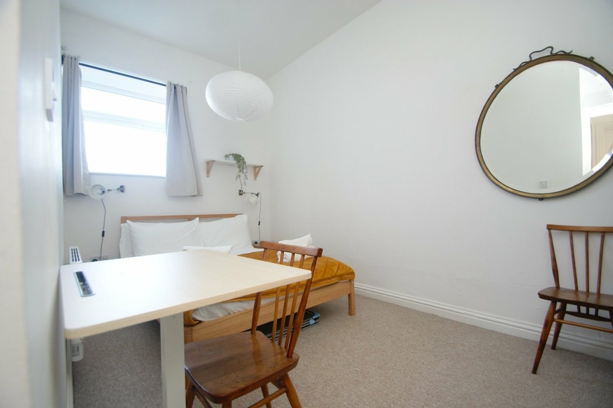 Properties To Let in The Arcadian, Fort Hill Margate