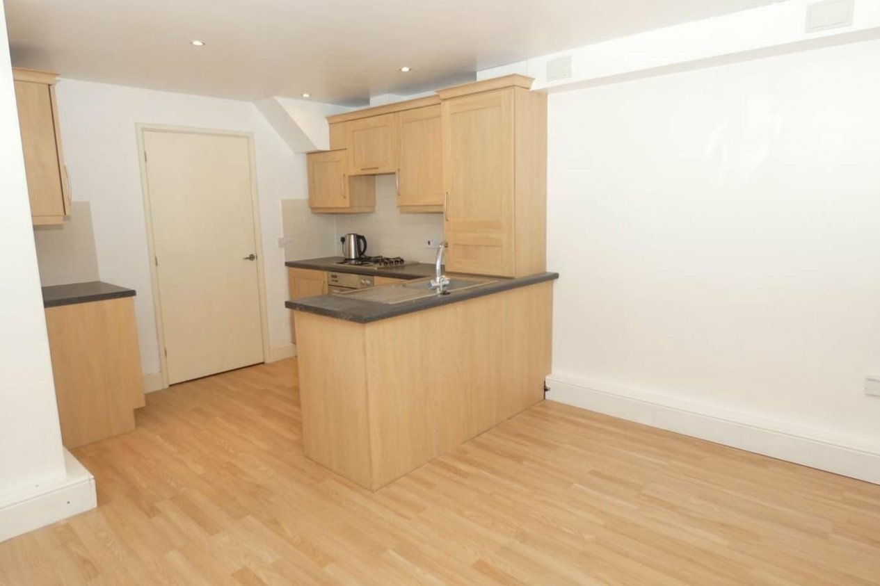 Properties To Let in The Barges Tower Parade