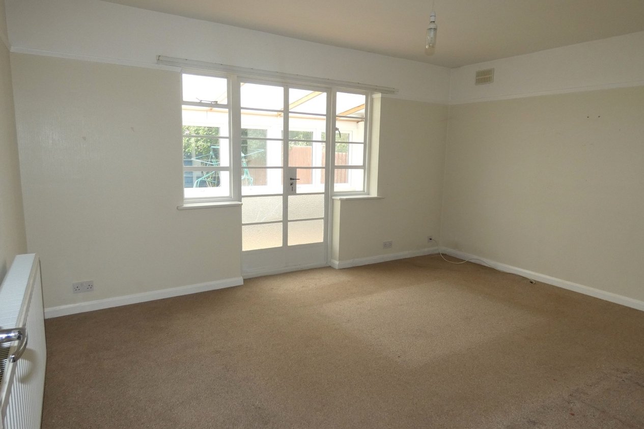 Properties To Let in The Broadway  Herne Bay