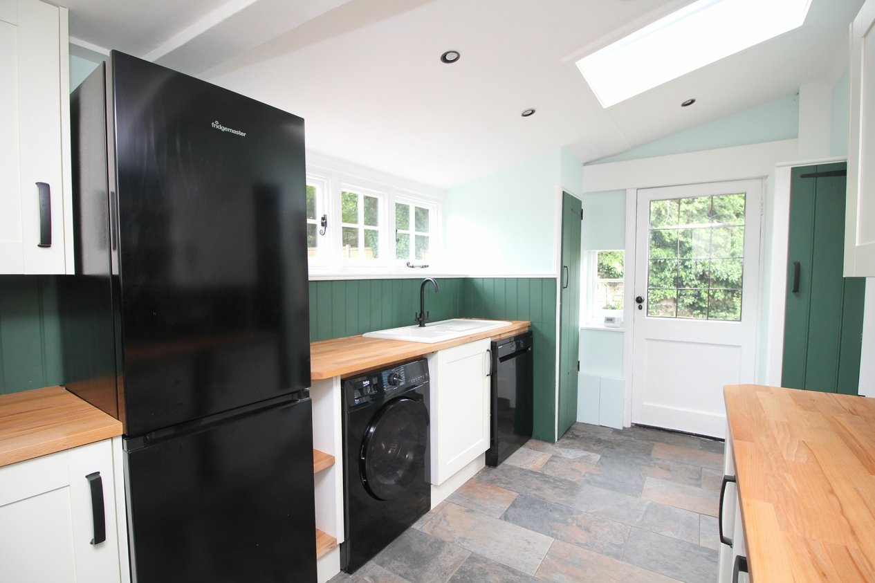 Properties Under Offer in The Length St Nicholas at Wade