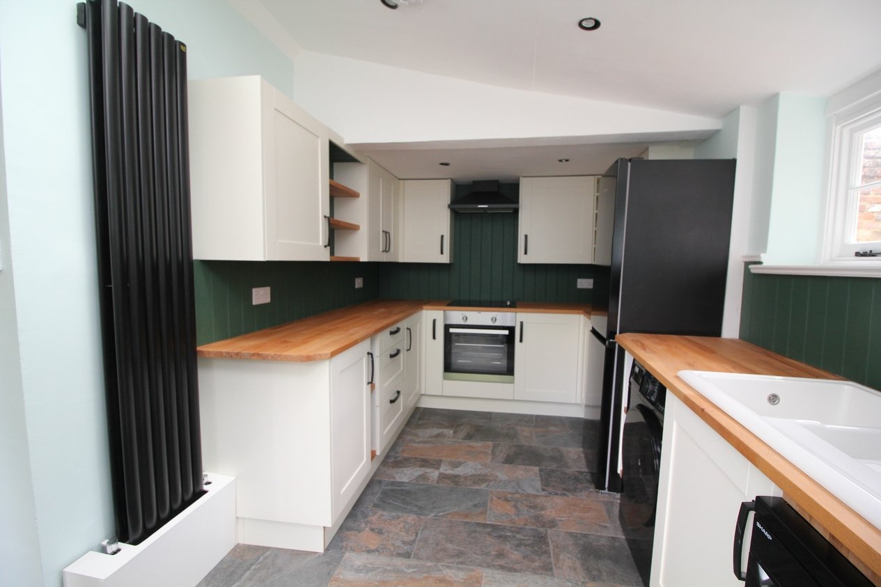 Properties Under Offer in The Length St Nicholas at Wade