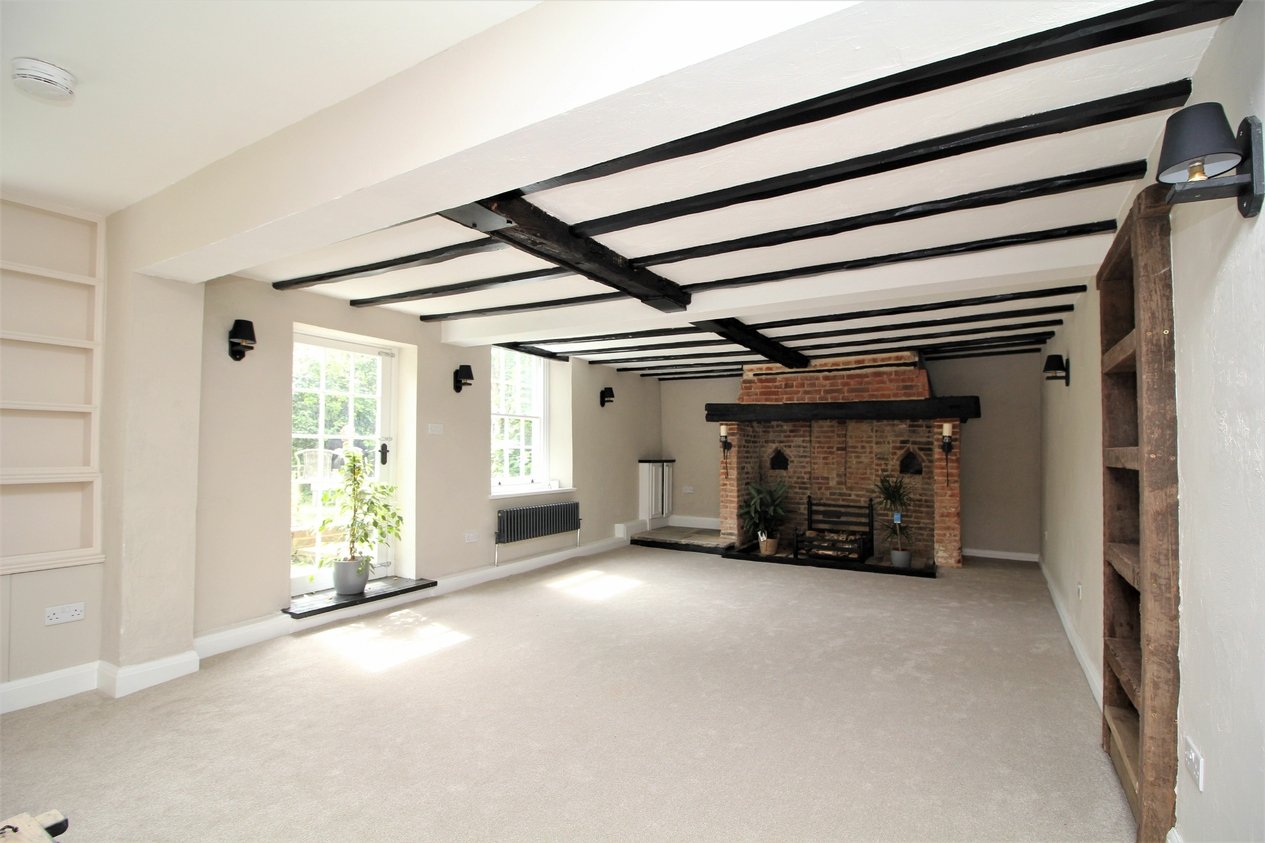 Properties Under Offer in The Length St Nicholas at Wade