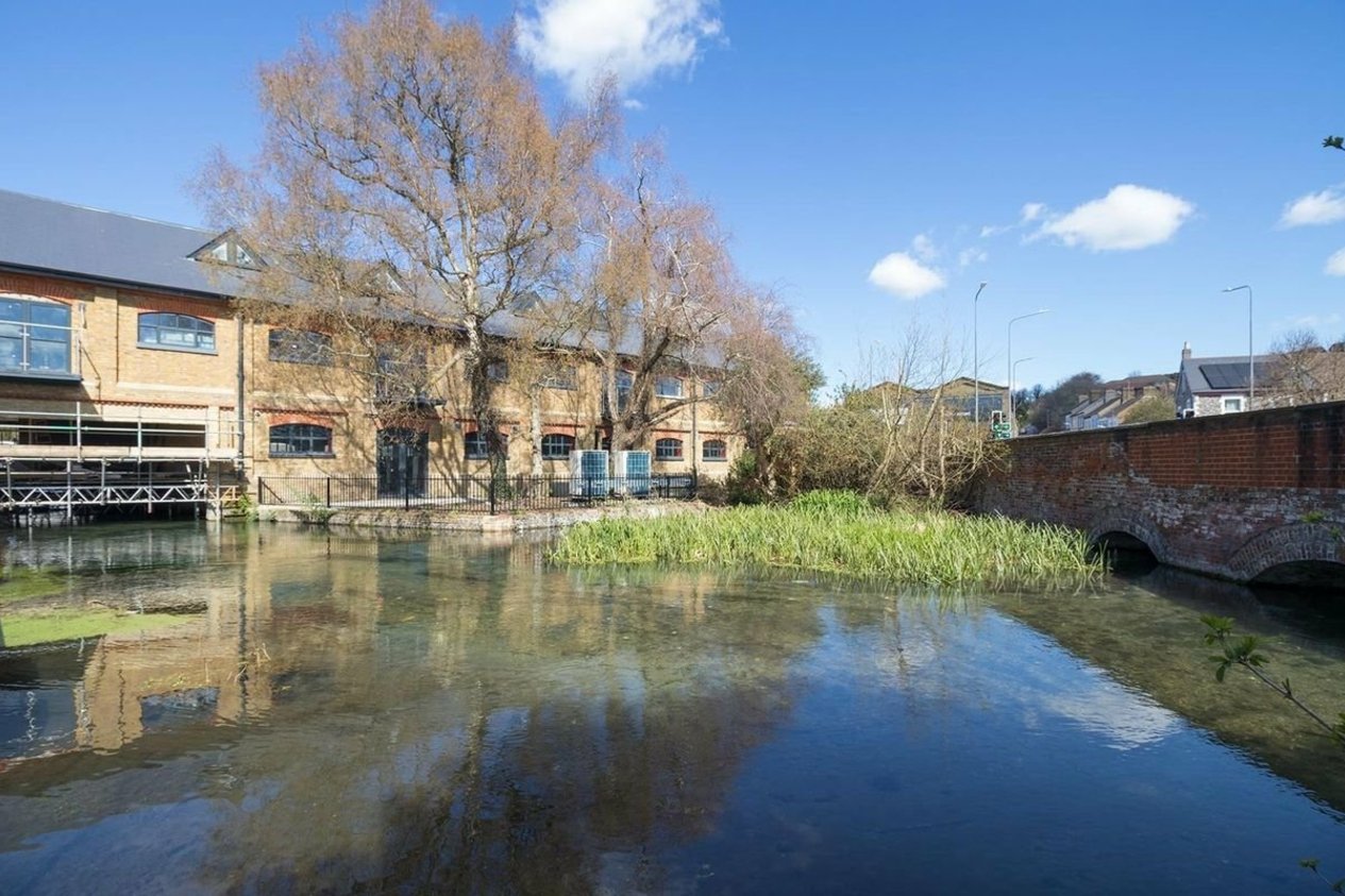Properties To Let in The Paper Mill Crabble Hill