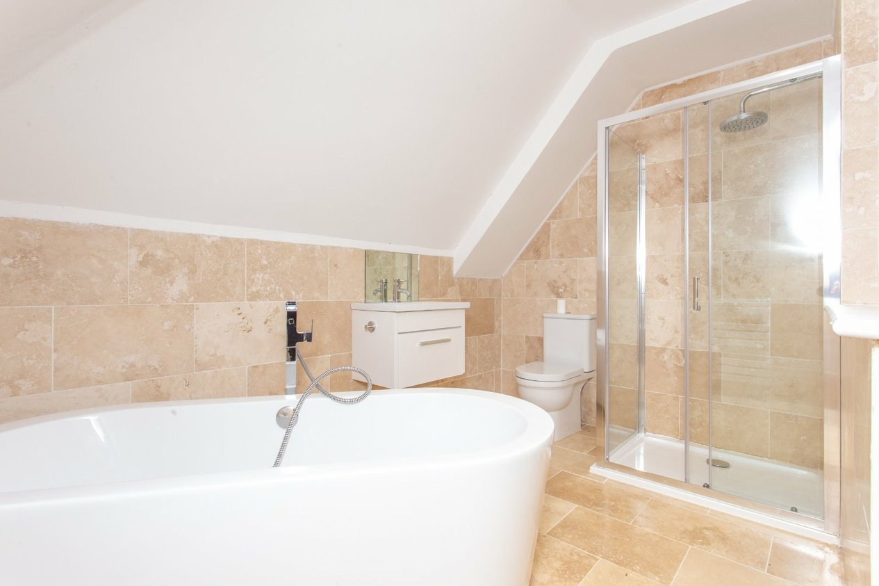 Properties To Let in The Pump House Hardres Court