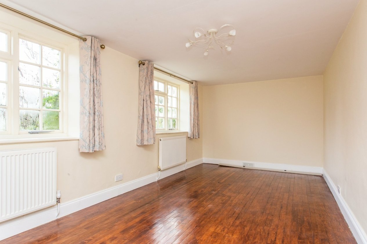 Properties To Let in The Pump House Hardres Court
