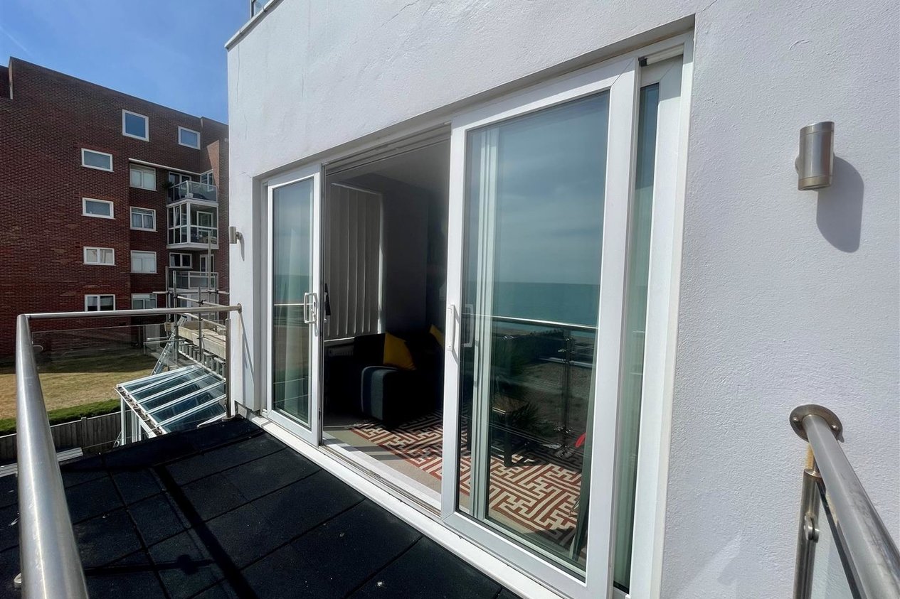 Properties To Let in The Riviera Sandgate