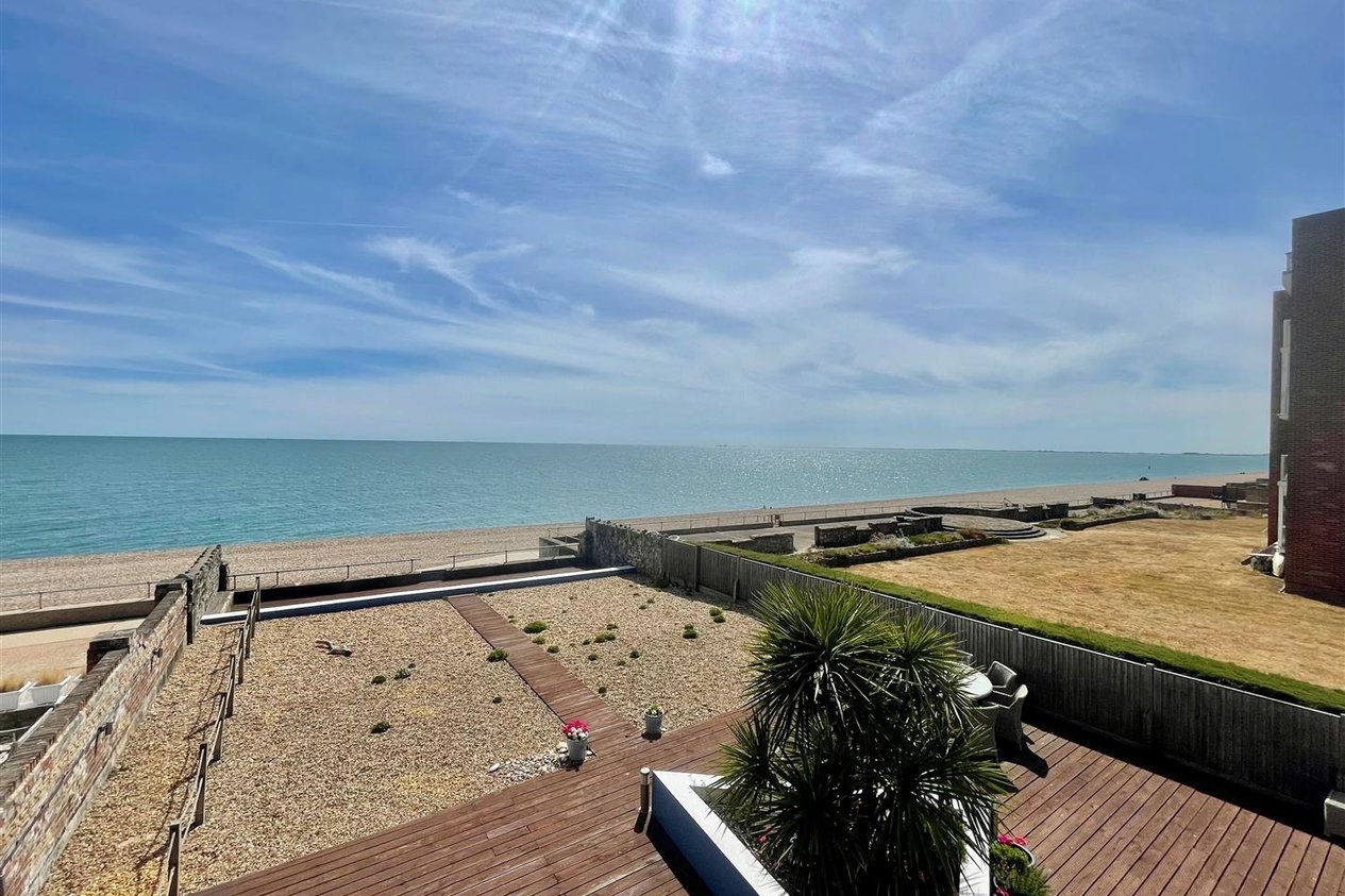 Properties To Let in The Riviera Sandgate