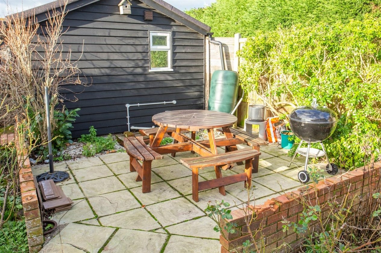 Properties Let Agreed in The Row Hoath
