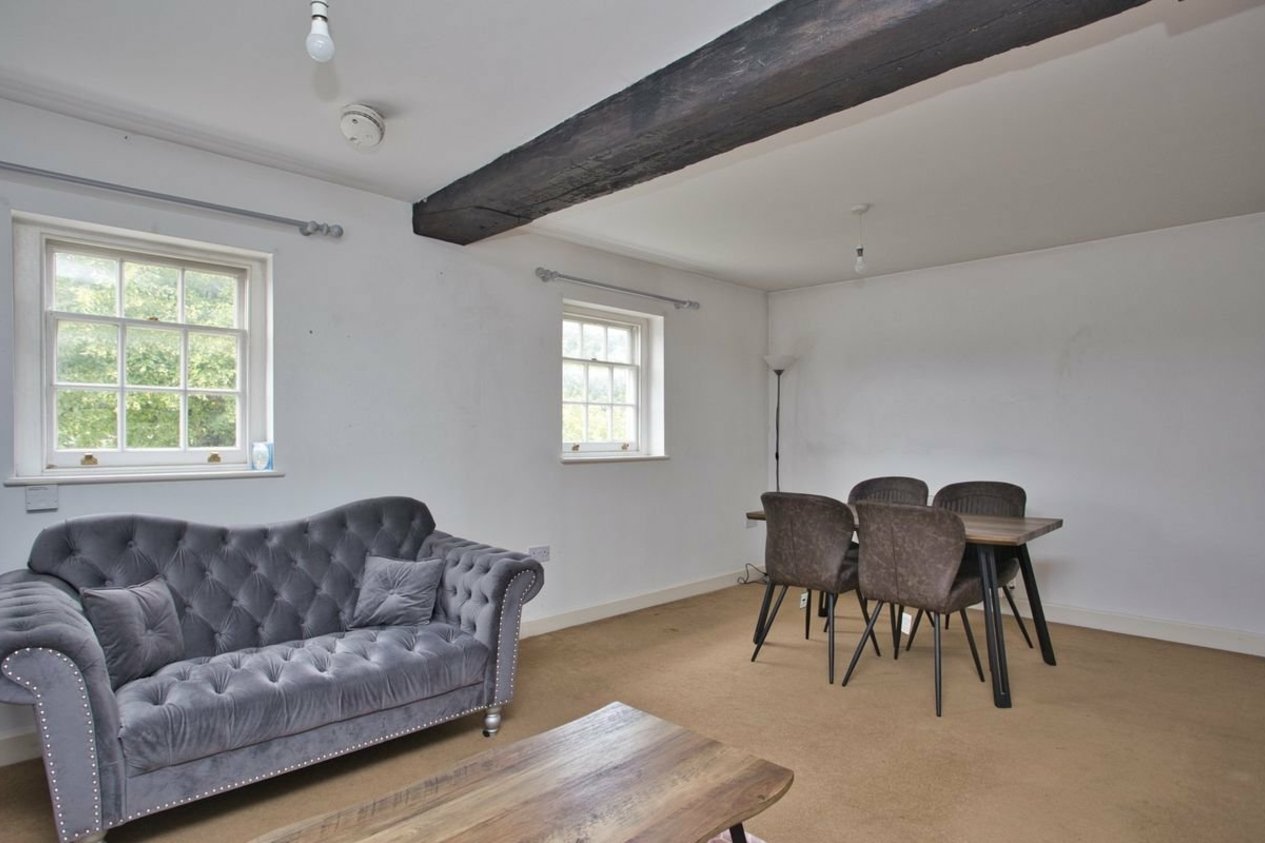 Properties Let in Timber Section London Road