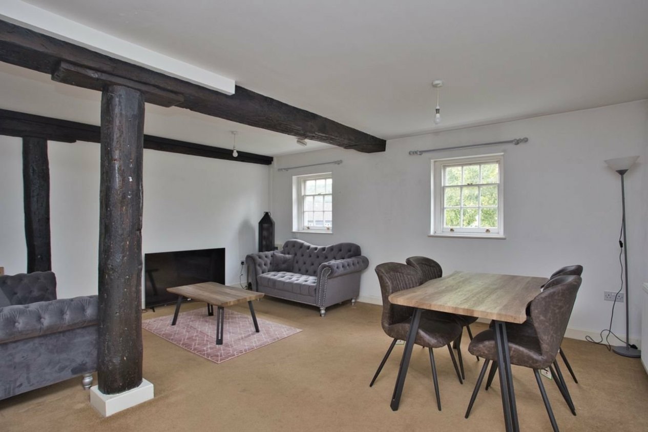 Properties Let in Timber Section London Road