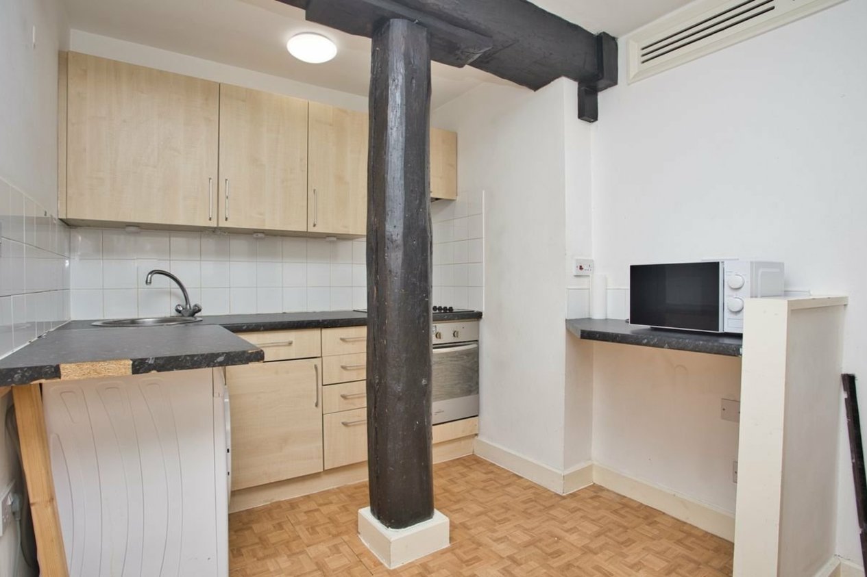 Properties Let in Timber Section London Road