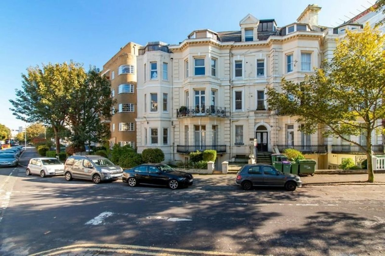 Properties To Let in Trinity Crescent Folkestone