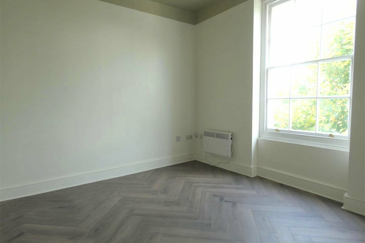 Properties To Let in Trinity Square Margate