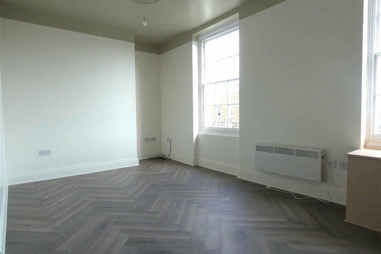 Properties To Let in Trinity Square Margate