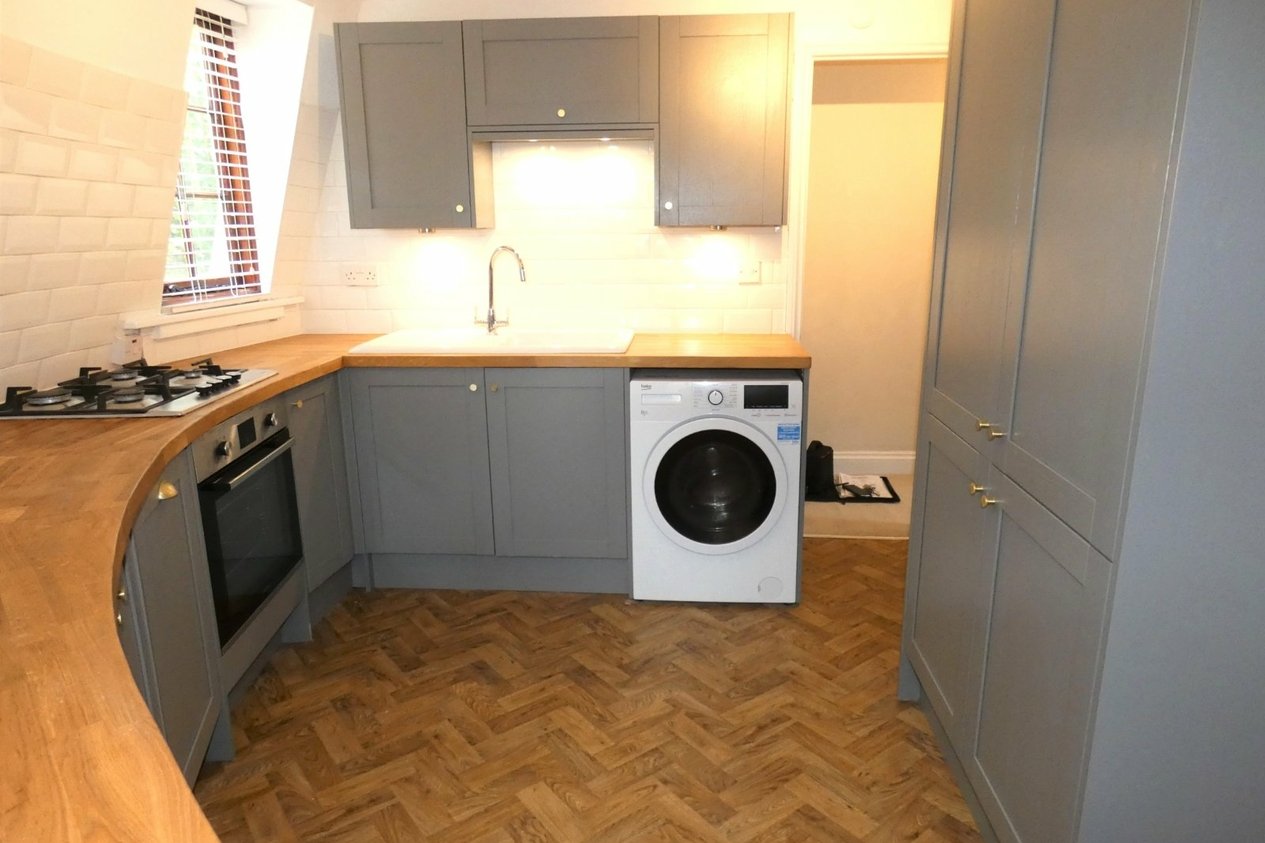 Properties To Let in Upper Roundel Park Road Faversham