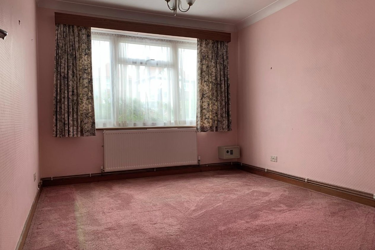 Properties To Let in Waldron Road 