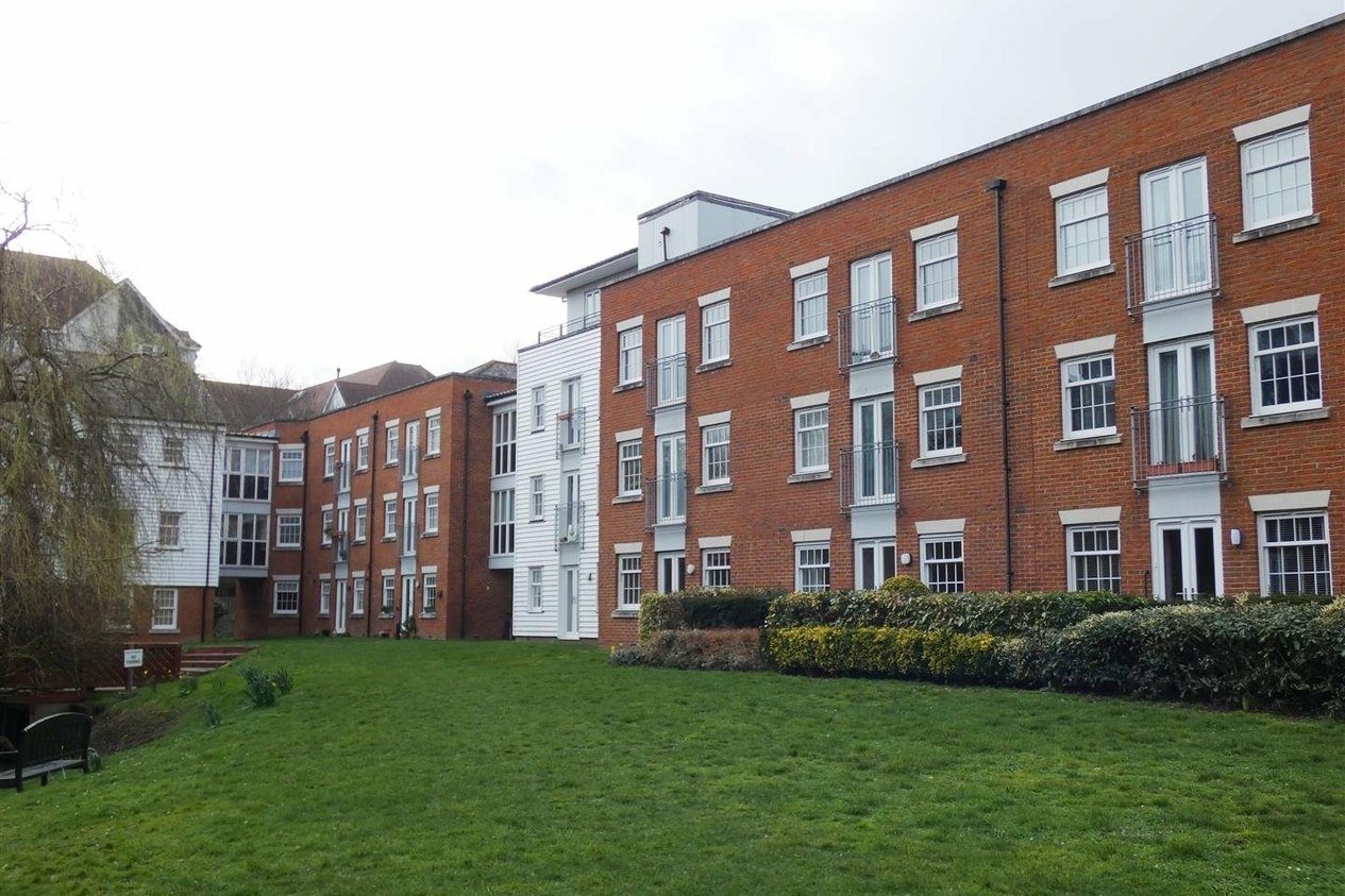 Properties Let in Waters Edge Barton Mill Road