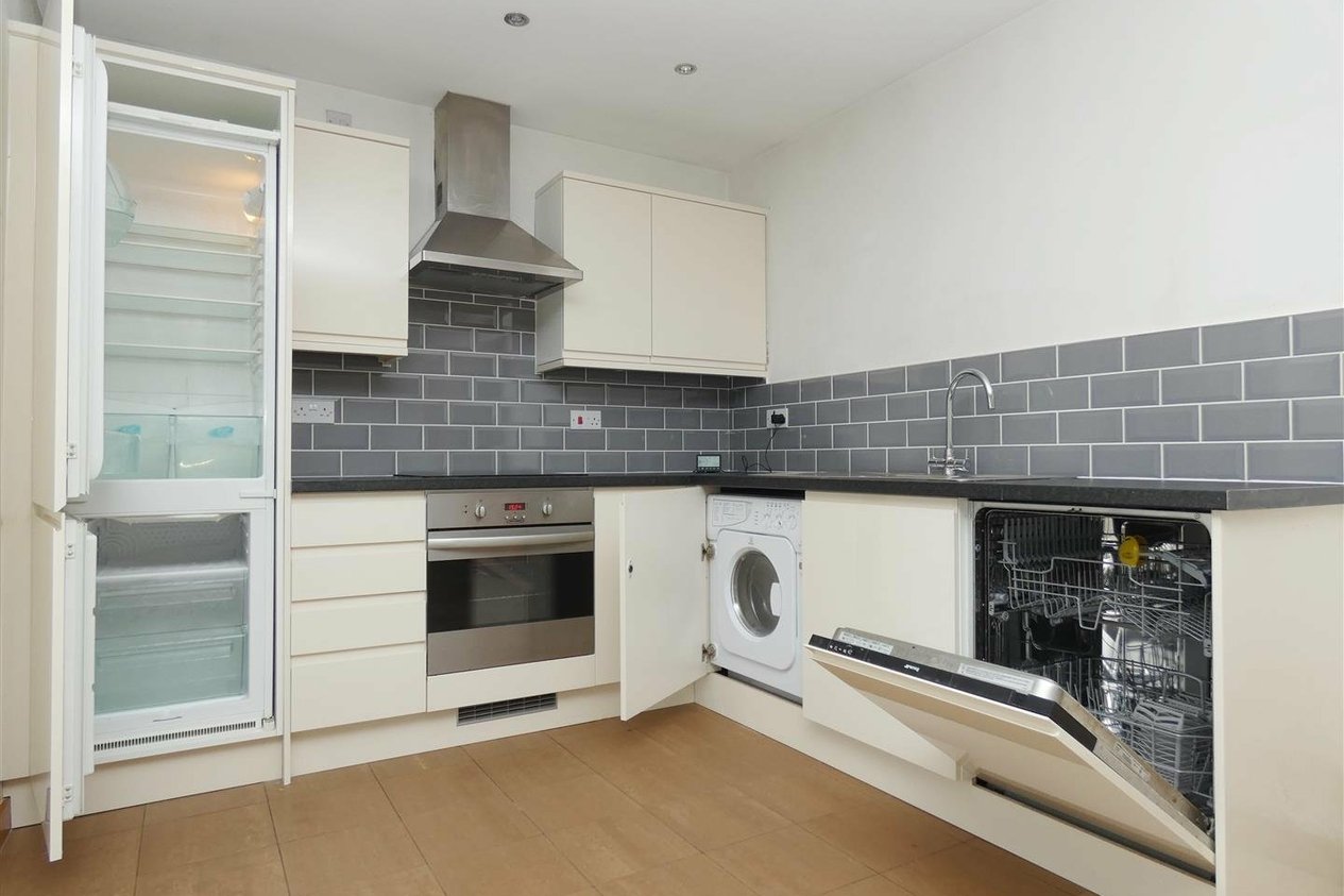 Properties Let in Waters Edge Barton Mill Road
