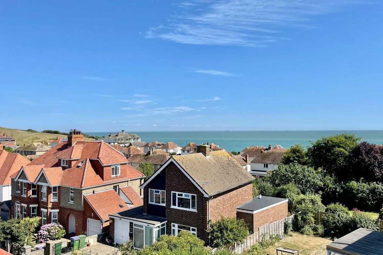 Properties Let Agreed in Wear Bay Crescent Folkestone
