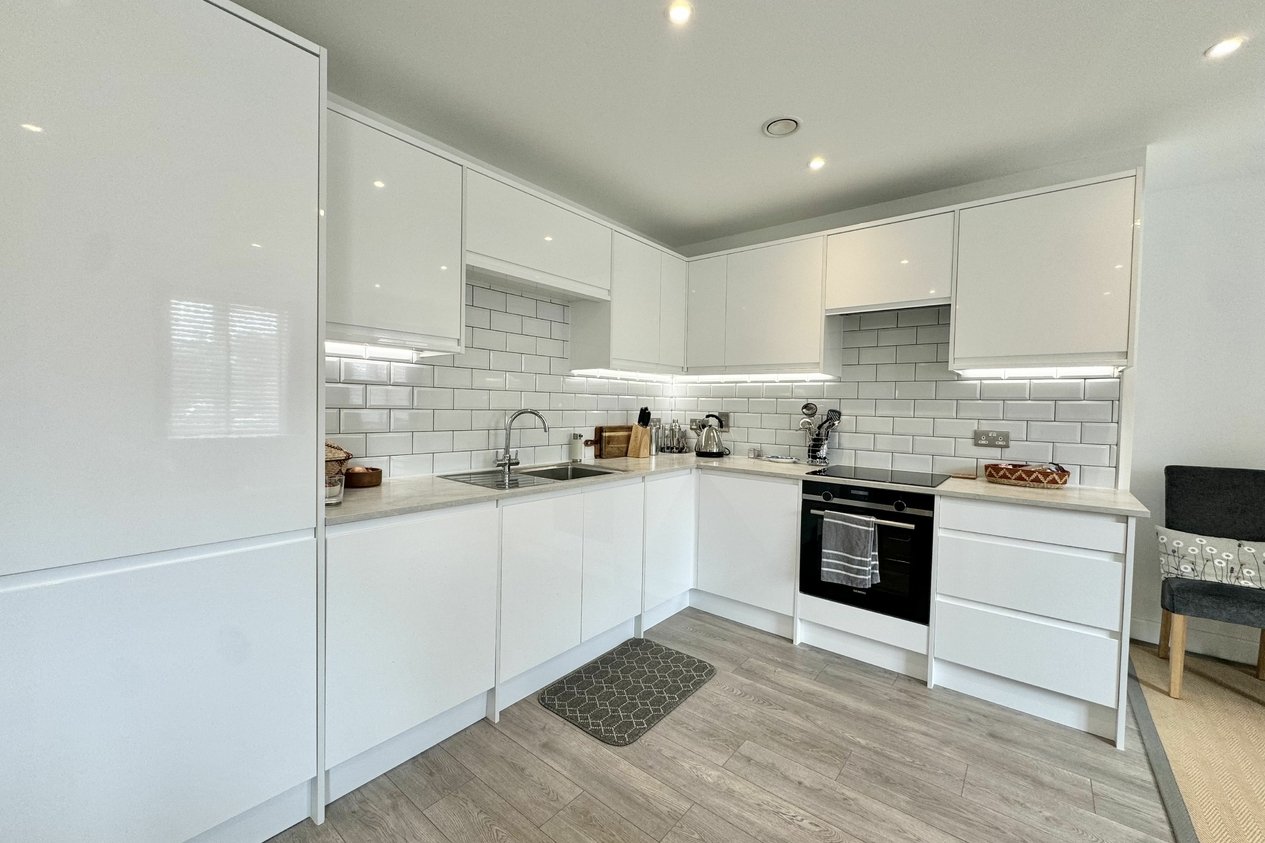 Properties Under Offer in Westbrook Gardens 