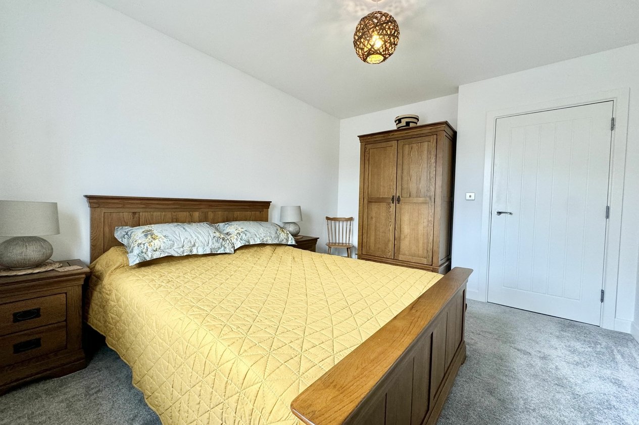 Properties Under Offer in Westbrook Gardens 