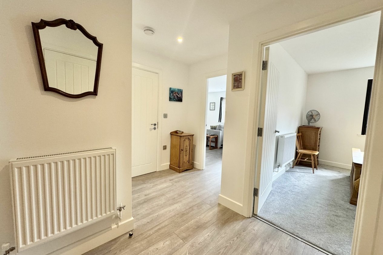 Properties Under Offer in Westbrook Gardens 