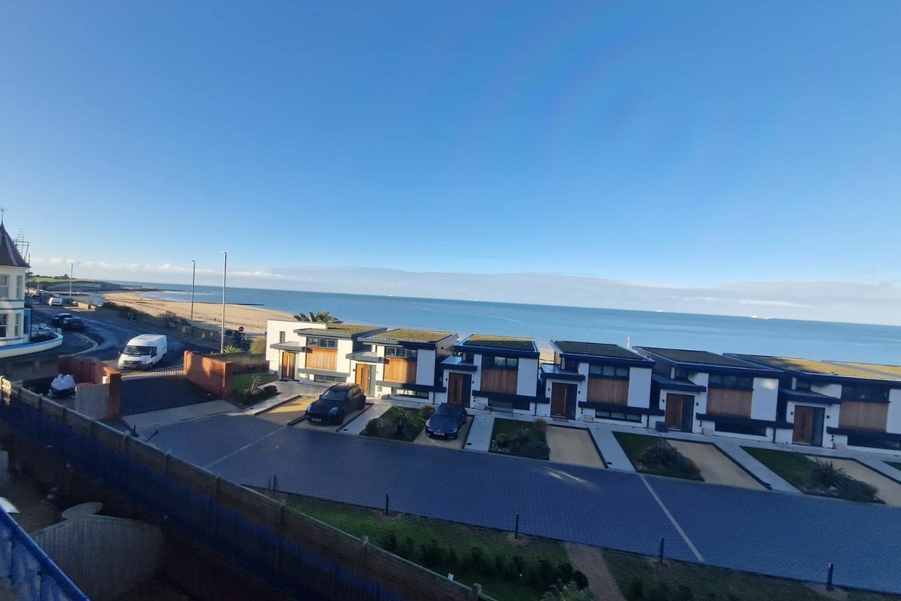 Properties Under Offer in Westbrook Gardens 