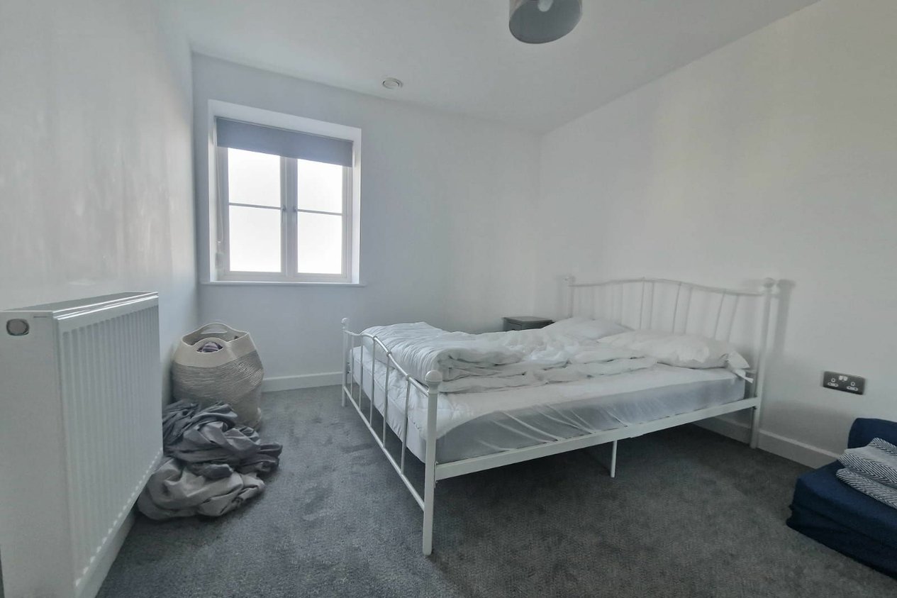 Properties Under Offer in Westbrook Gardens 