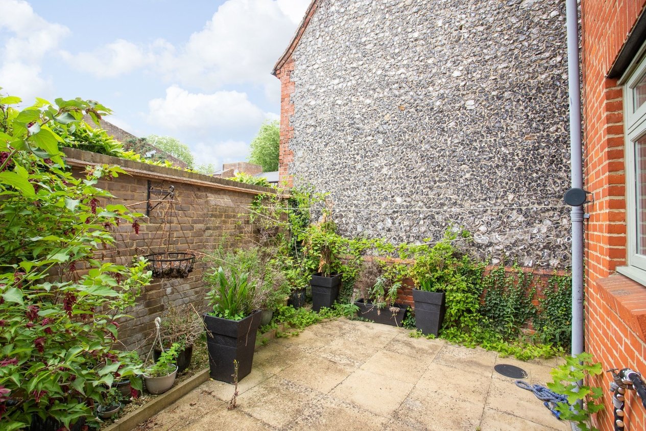 Properties Let Agreed in Westerly Mews  Canterbury