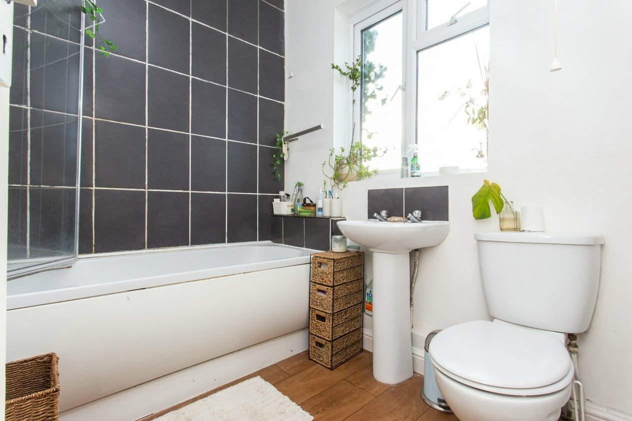 Properties Let in Whitstable Road Canterbury