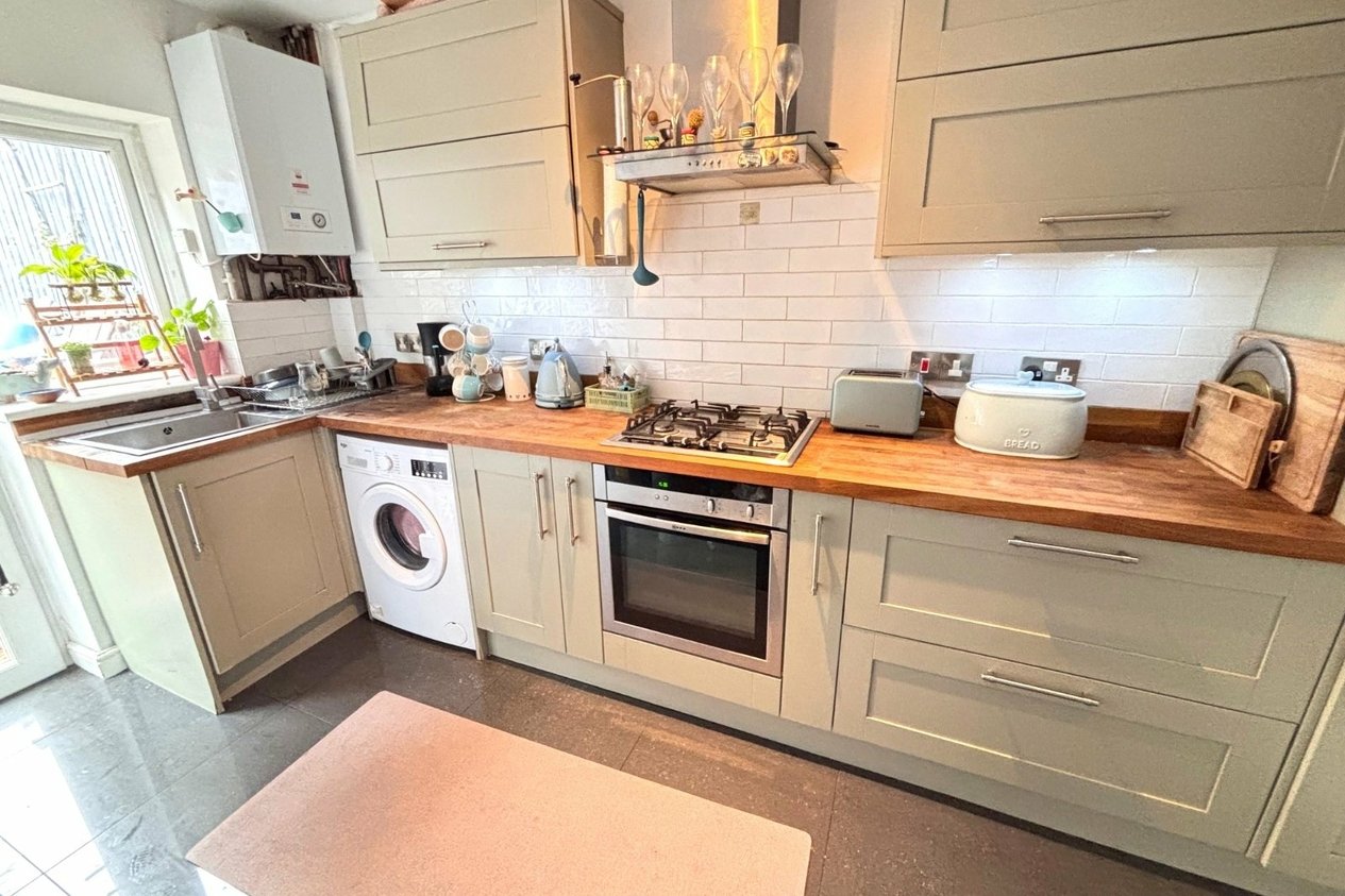 Properties Let in Wife Of Bath Hill Canterbury