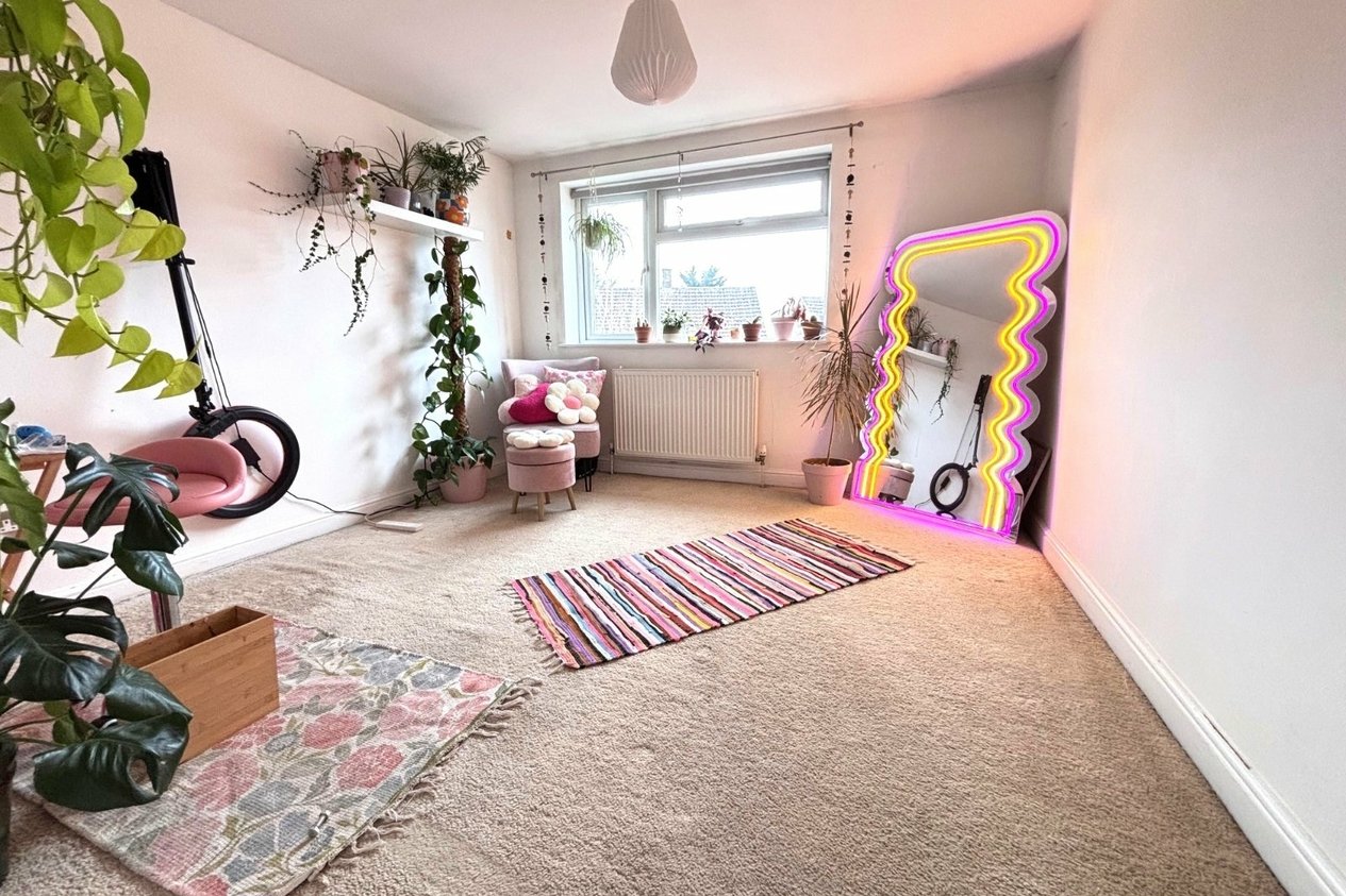 Properties Let in Wife Of Bath Hill Canterbury