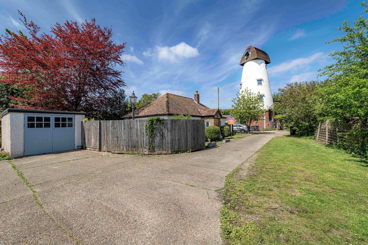 Properties Let Agreed in Windmill Close  Canterbury