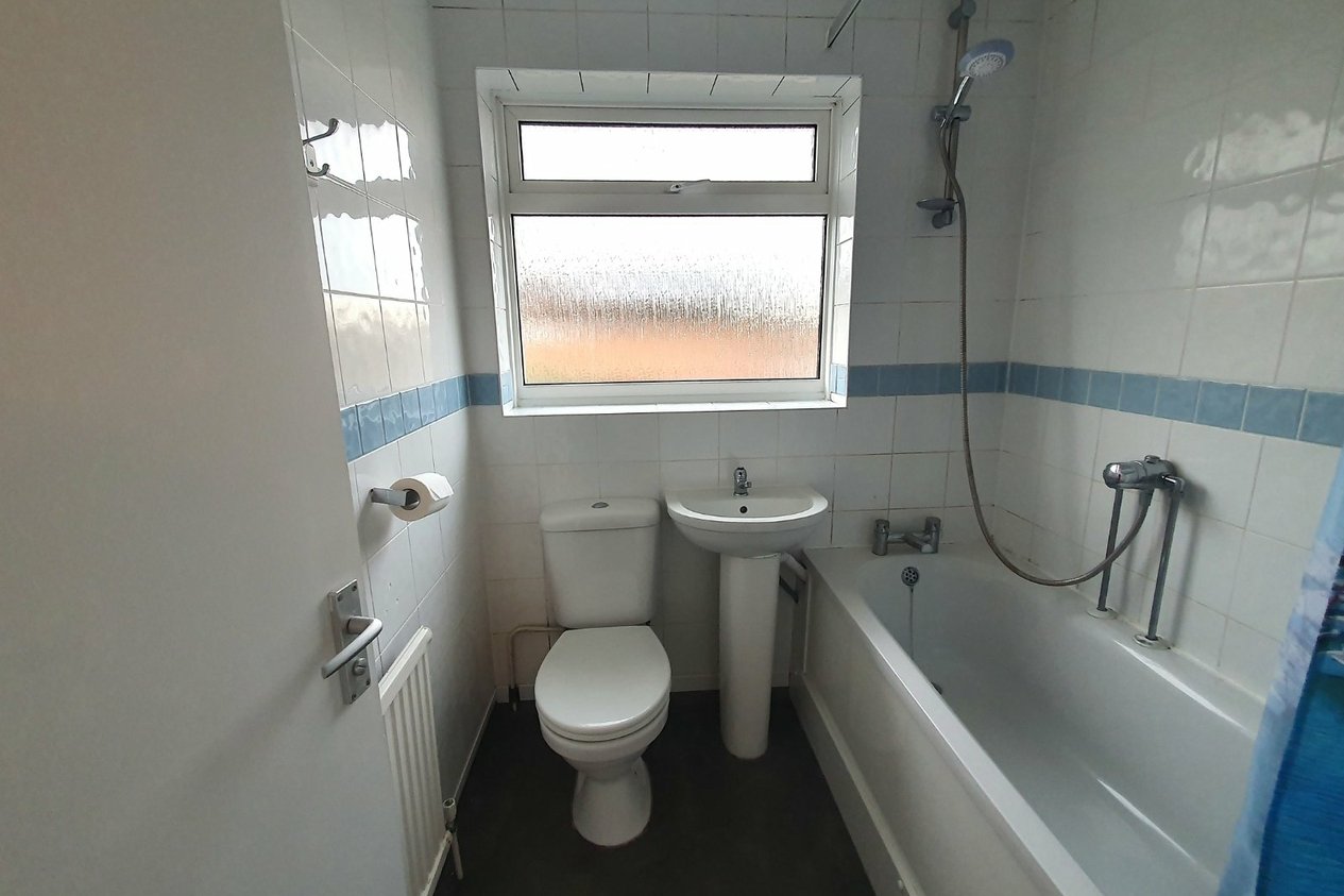 Properties Let in Wrentham Avenue Herne Bay