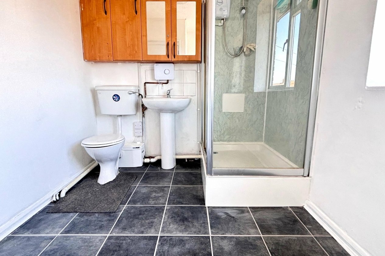 Properties To Let in Zealand Road Canterbury