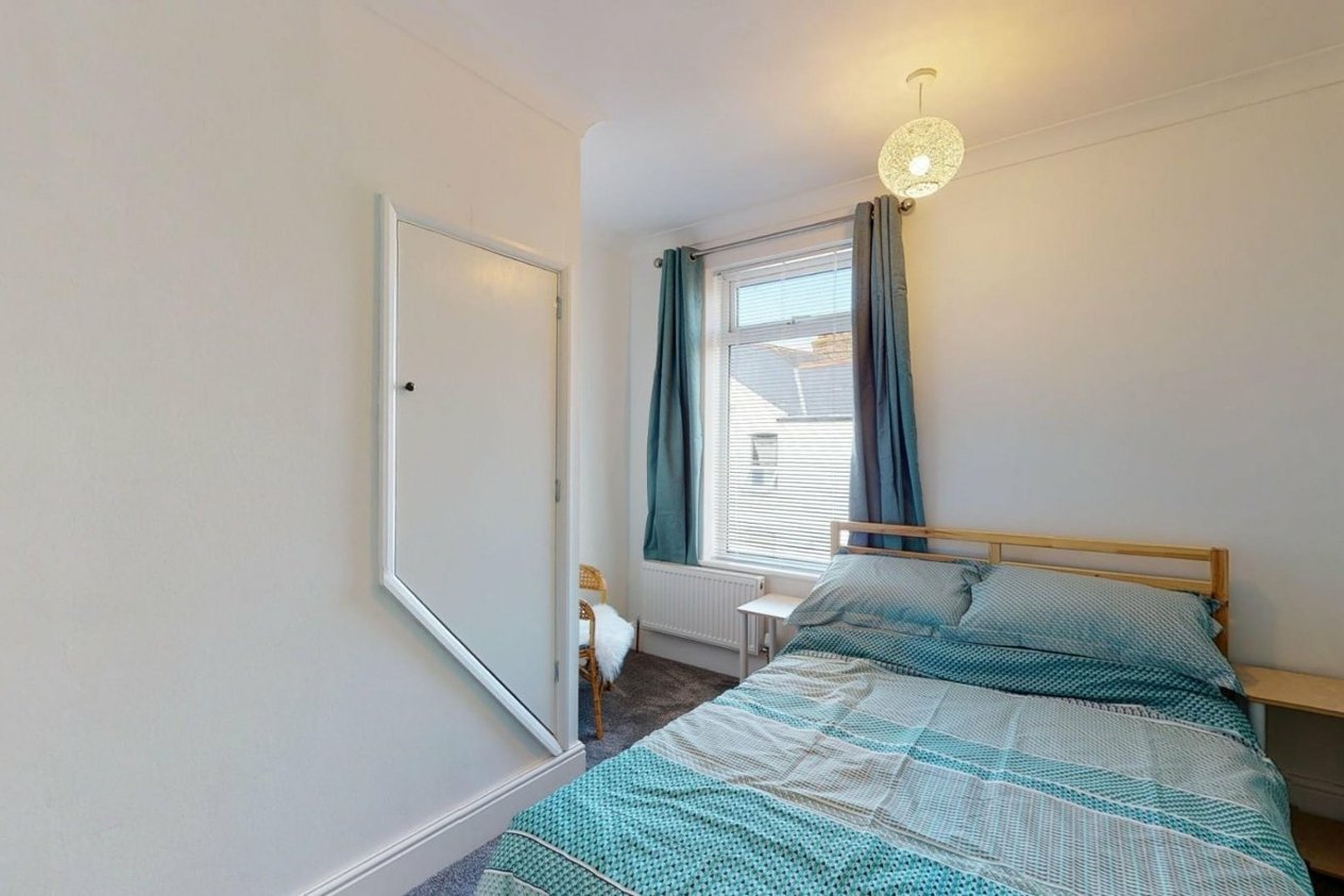 Properties Let in Zealand Road Canterbury