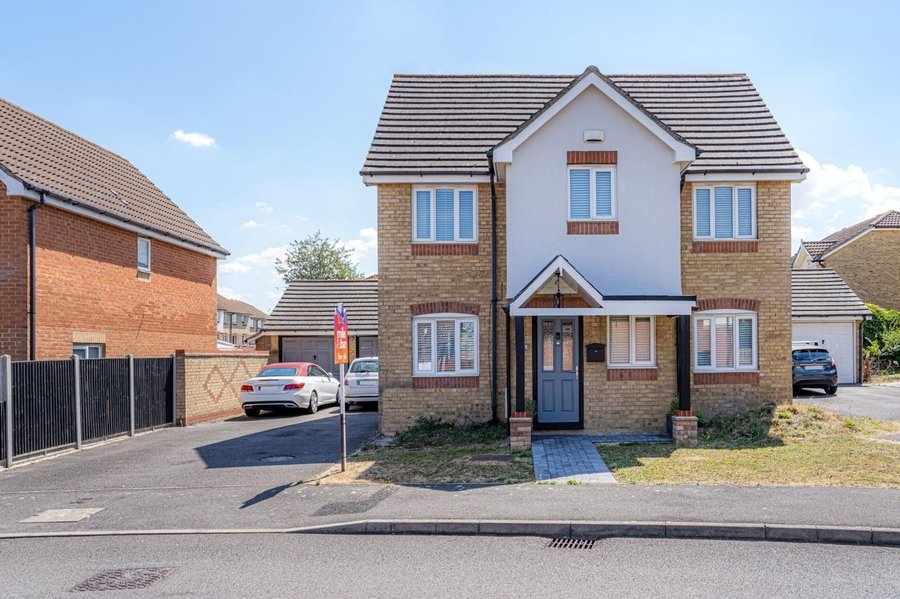 Estate Agents & Letting Agents In Ashford Miles & Barr