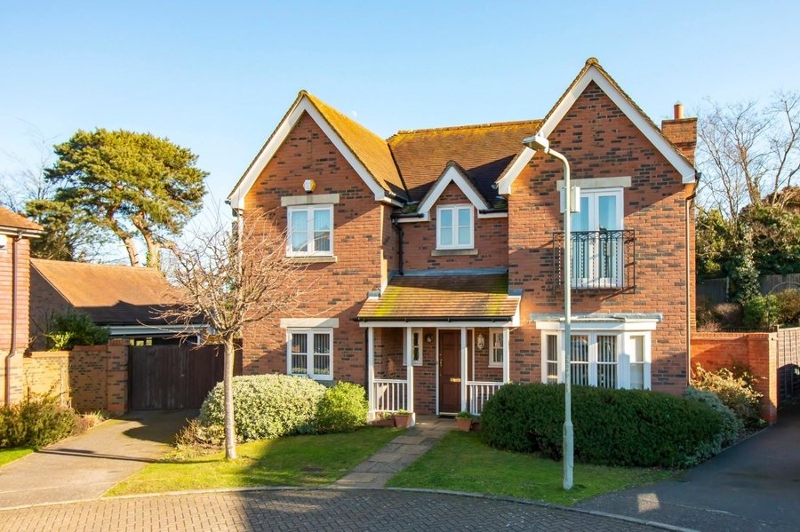 Estate Agents in Kent Miles & Barr