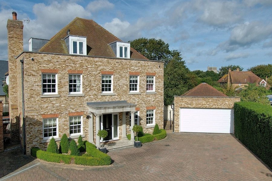 Birchington estate agents Miles & Barr