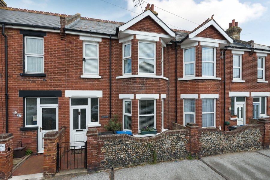 House Terraced for sale in Park Road,Ramsgate Miles & Barr