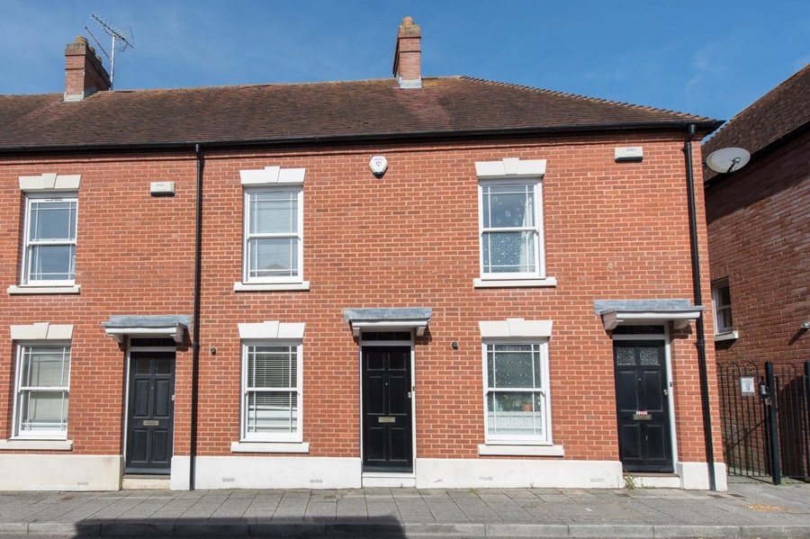 Canterbury estate agents Miles & Barr