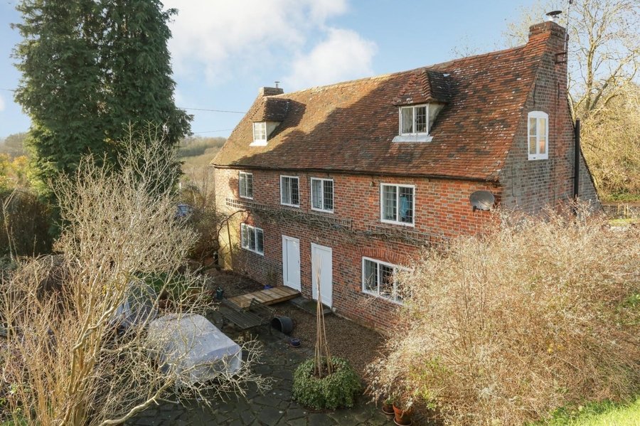 Estate Agents in Kent Miles & Barr